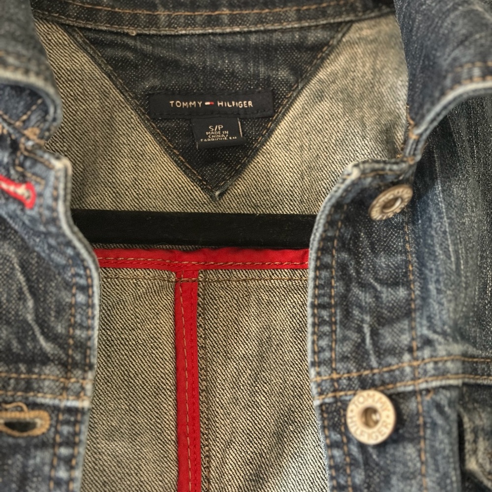 Stylish Blue Denim Jacket - Picture 4 of 4